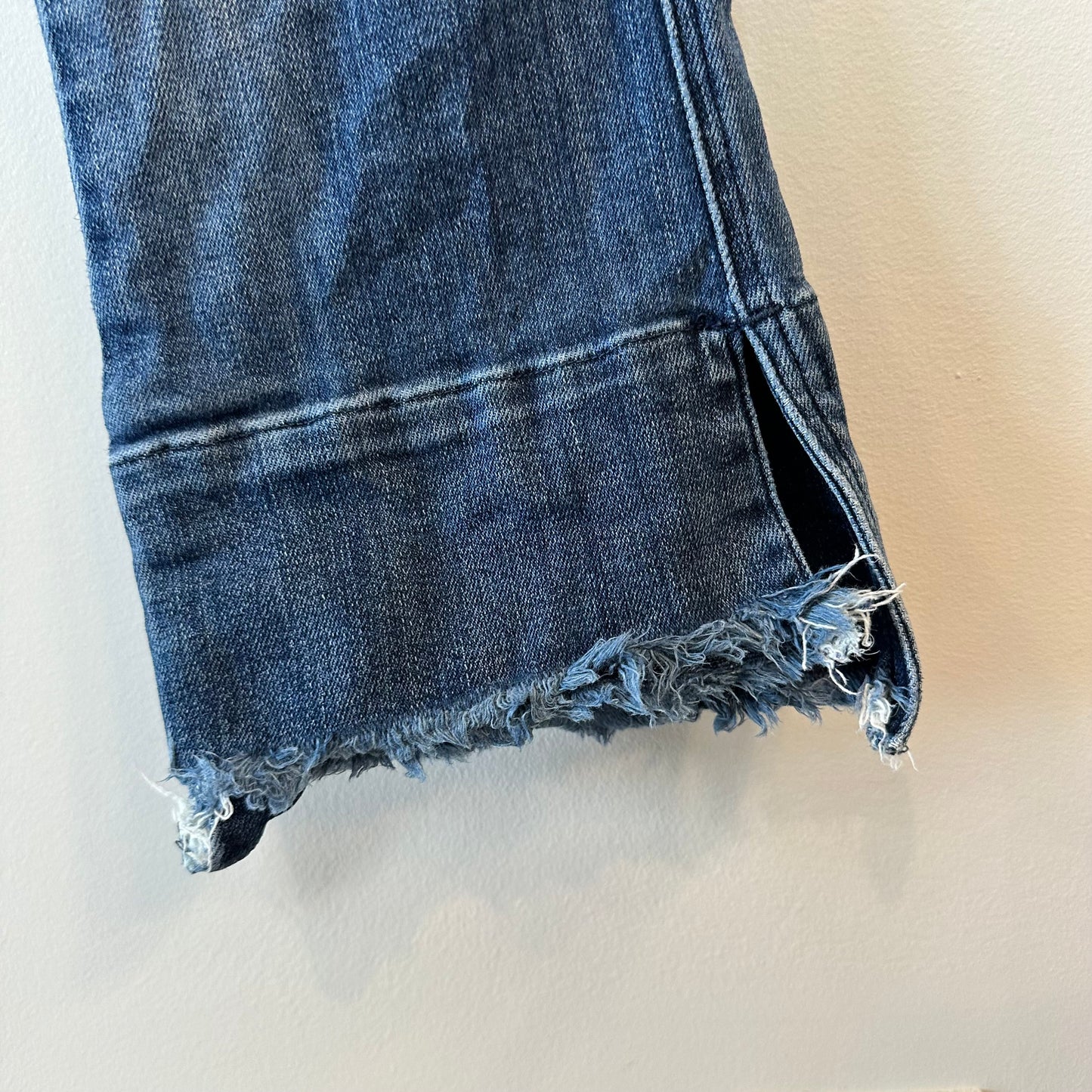 AYR The Shade Jeans Denim Cropped Blue Kick Flare Ankle Stretch High Rise 25