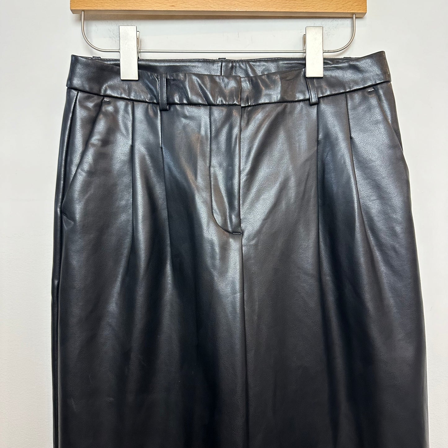 Worthington Faux Leather Trouser Pants Black Wide Leg High Rise Pleated Baggy Loose 6