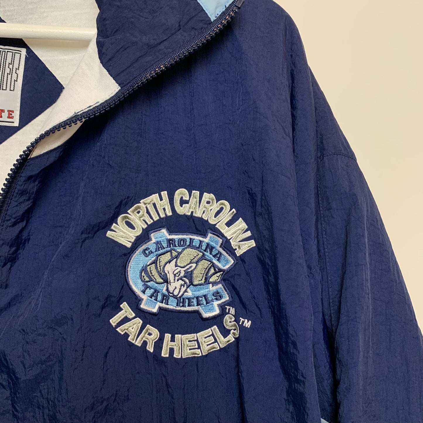 Vintage UNC Windbreaker Jacket Genuine Stuff Large